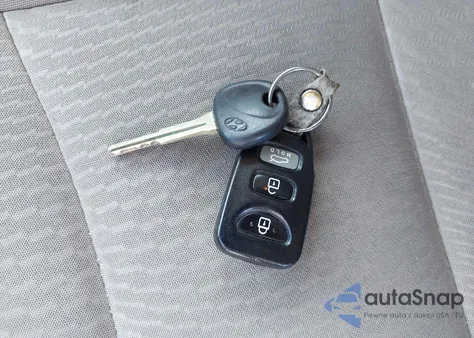 2014 Hyundai Elantra Se z USA, uszkodzony, nr VIN 5NPDH4AE8EH469505